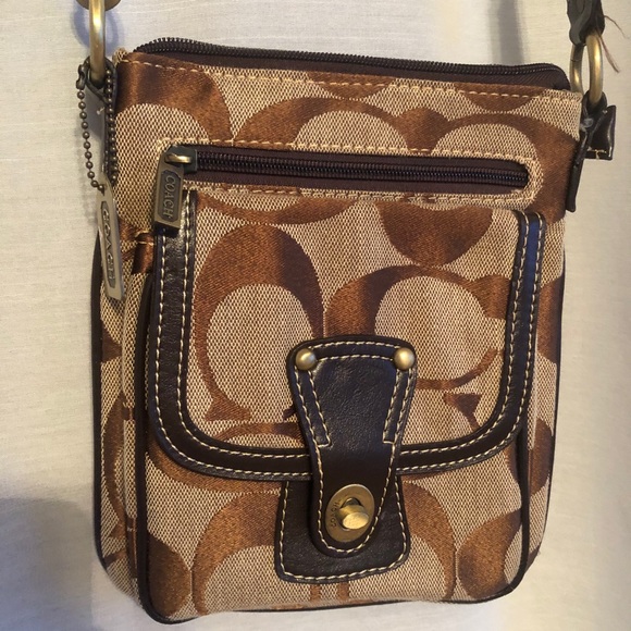 High-End Coach Purse - Picture 1 of 8